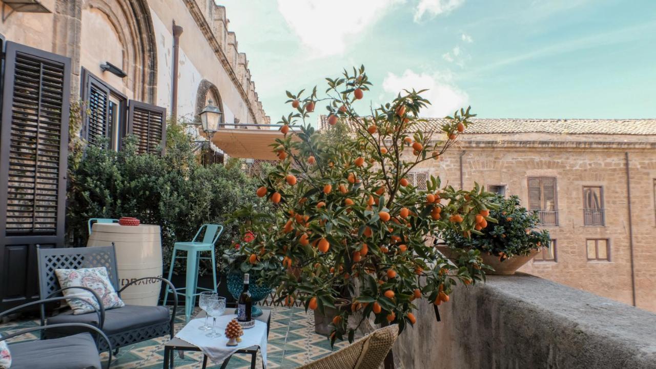 Donna Guia Suite Palermo Exterior foto